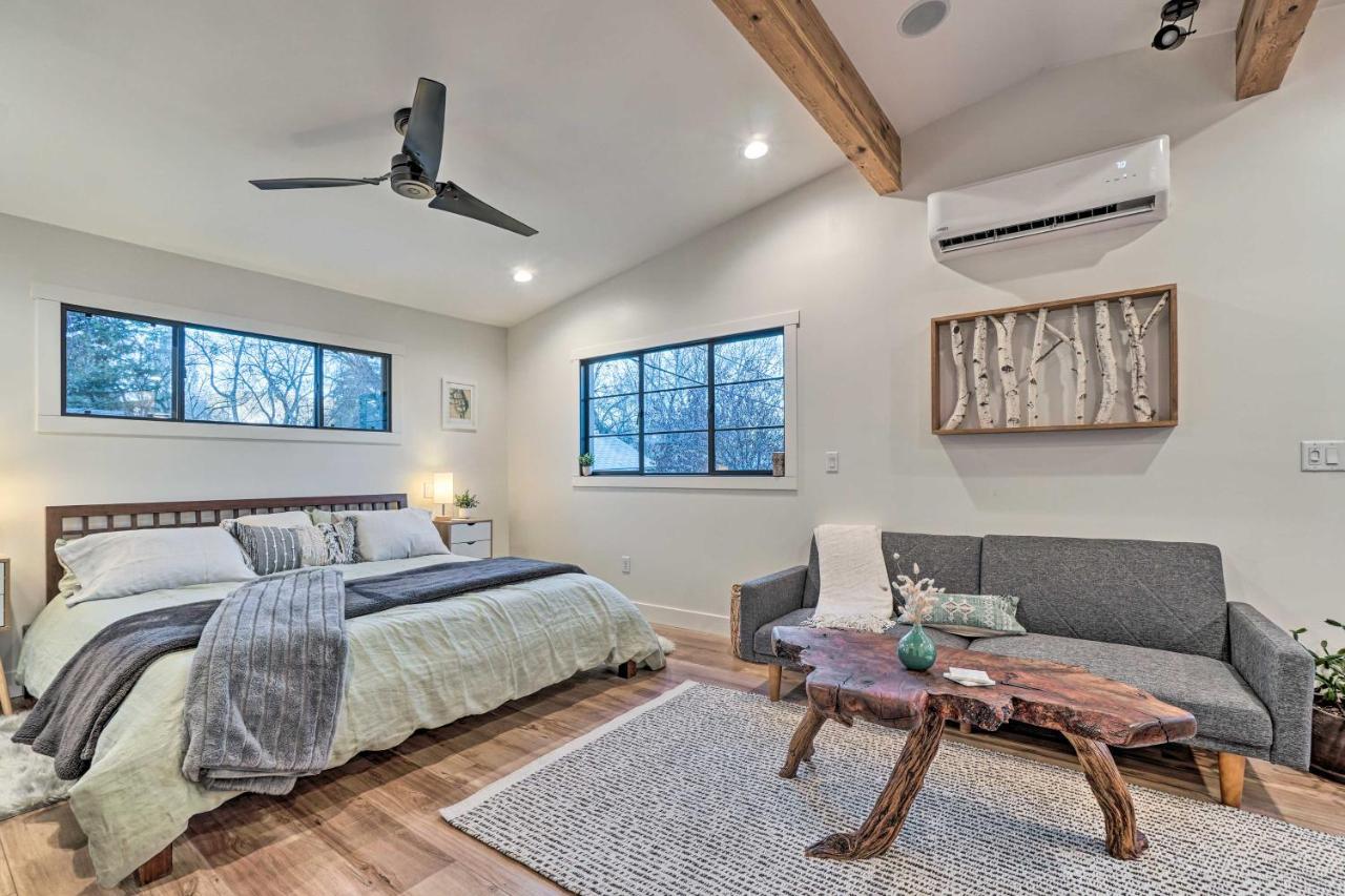 Cozy Flagstaff Studio With Patio - Near Dtwn! Exterior photo