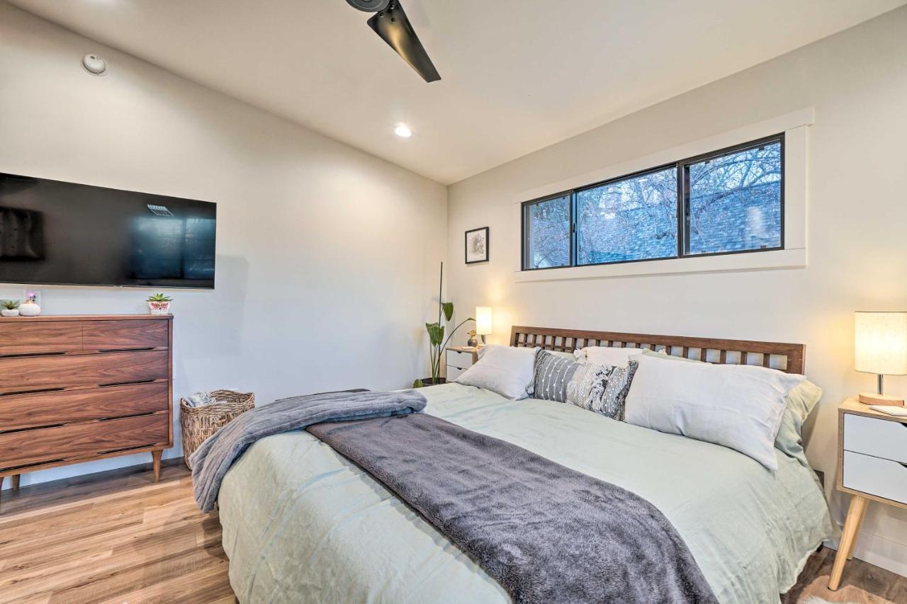 Cozy Flagstaff Studio With Patio - Near Dtwn! Exterior photo